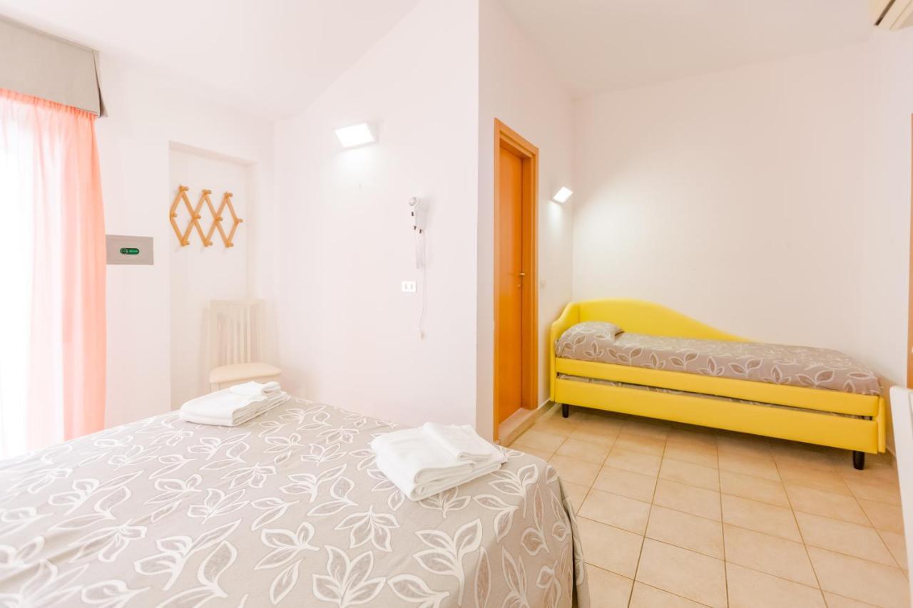 Hotel Bagli Rimini Luaran gambar