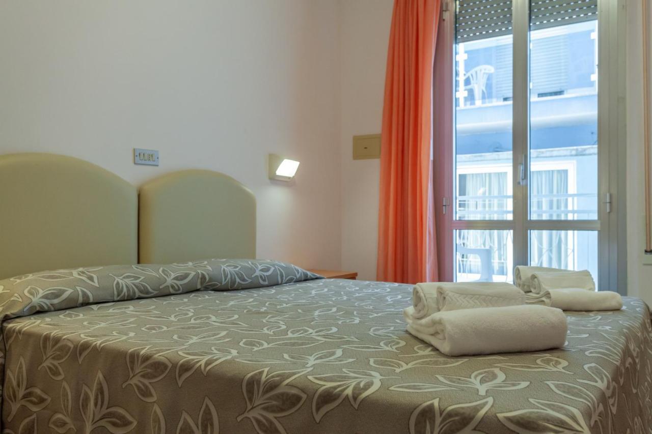 Hotel Bagli Rimini Luaran gambar